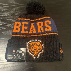 New Era NFL Chicago Bears Fleece Lined Beanie NWT Black and Orange
